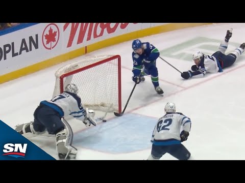 Jets Hellebuyck Makes Bid For Save Of The Year With Crazy Paddle Save