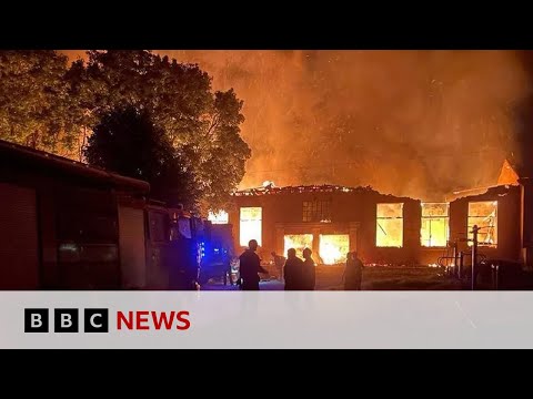Russian bomb hits Ukrainian blood transfusion centre, says Zelensky - BBC News