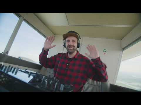 PRIME GO Takes to the skies! Steve Clash Air Ship DJ Set!