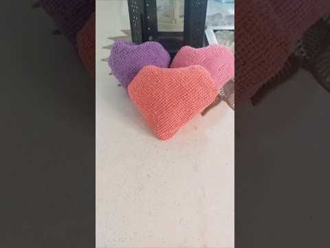 Cómo hacer un corazón de toalla 💕