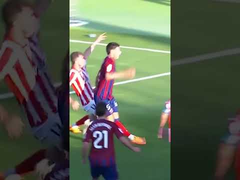 El penalti que reclamó el Eldense contra el Sporting de Gijón y que lo pudo cambiar todo en Segunda