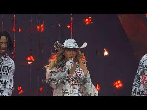 Beyoncé - AMERICA HAS A PROBLEM, SPAGHETTII, FORMATION, DIVA (Cowboy Carter Tour Live at Paris) 4K