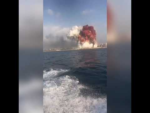 Una explosión masiva sacude Beirut
