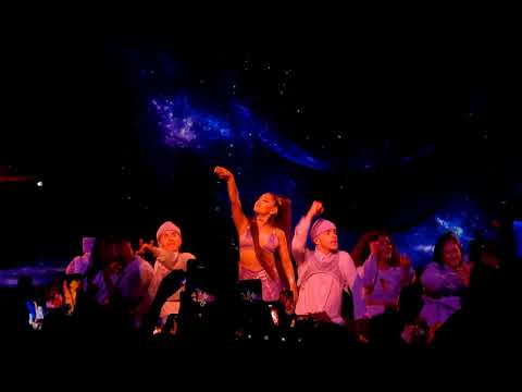 Ariana Grande - NASA (Live @ Telenor Arena, Oslo) 4K
