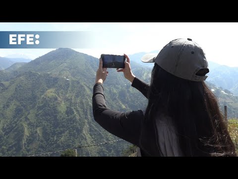 El Cerro Machín, el volcán pequeño pero picoso que duerme en el centro de Colombia