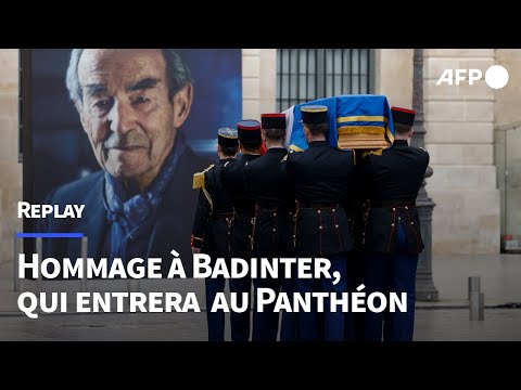 REPLAY - Hommage national à Robert Badinter place Vendôme à Paris