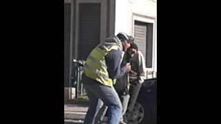 فيديو ..ملاكمة عسكر في الشارع