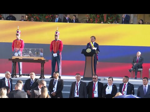 Reunión con Boric marca primer día Gustavo Petro como Presidente de Colombia