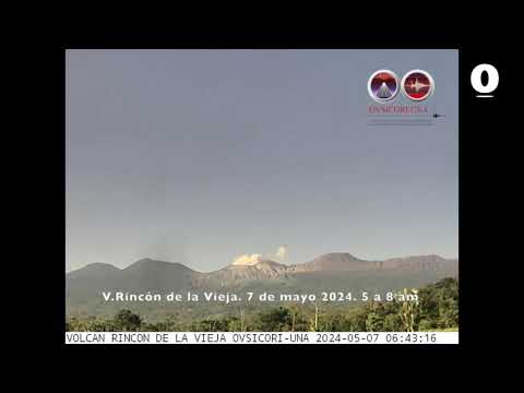 Vecinos del volcán Rincón de la Vieja reportan caída de ceniza