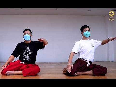 ๑.ฝึกหัดโขนเบื้องต้น-ท่าตบเข่า ๑.ฝึกหัดโขนเบื้องต้น-ท่าตบเข่า