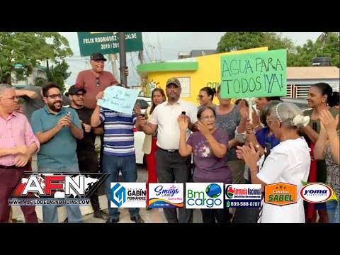 Moradores de la urbanizacio?n Alma?nzar de SFM protestan debido a la escasez de agua