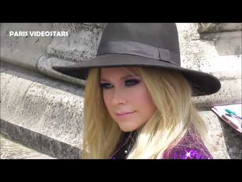 Avril Lavigne @ Paris Fashion Week 26 june 2024 show Elie Saab