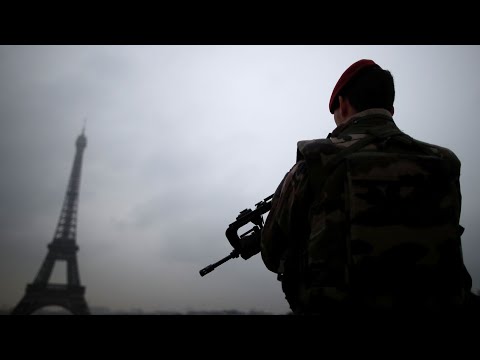 Attentat de Moscou, menaces contre des lycées, Jeux olympiques : comment la France fait face à la…