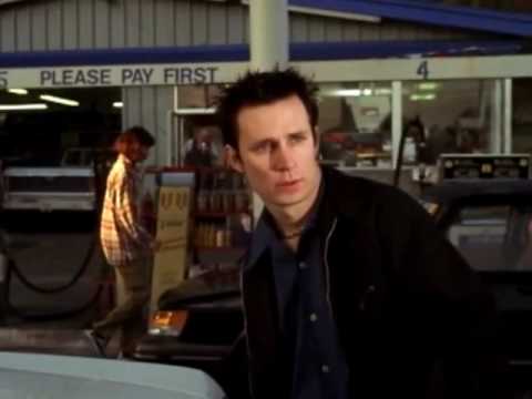 Green Day - Letterbomb (Music Video)