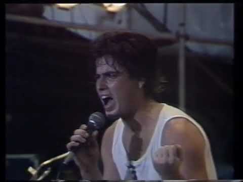 QUIZÁS 2000  UPA  EN VIVO EN MONTEVIDEO ROCK II (1988)