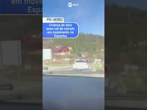 Criança de dois cai de veículo em movimento na Espanha