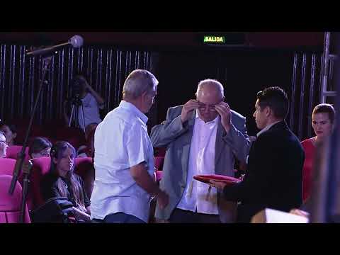 Ceremonia de Entrega de la Orden Juan Marinello a Carlos Galeano Habad