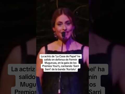 Itziar Ituño canta una letra sobre la fuga de dos etarras en apoyo a Fermín Muguruza