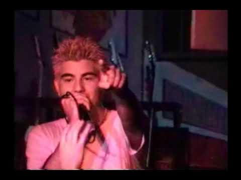 Deftones - Dai the Flu - 1997-09-11 - Live in "Press Club"/Sacramento (Secret Show)