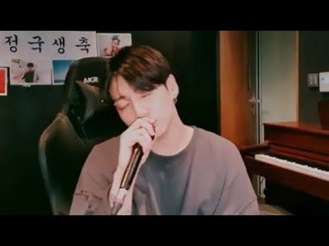 Jungkook singing Paradise by BTS (full)