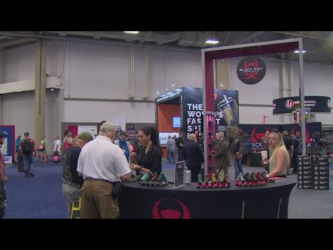 Thousands flock to Dallas for NRA convention