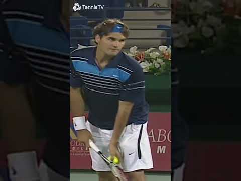 Tennis 🎾 Wild Roger Federer Tweener!