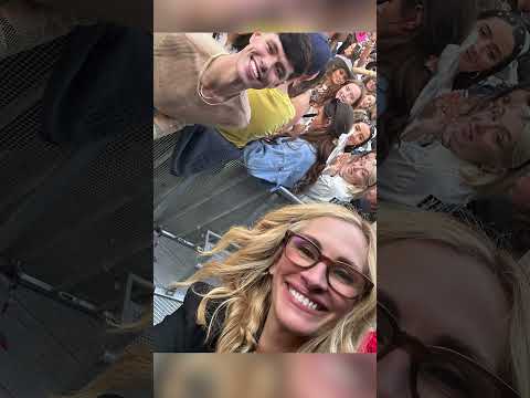 Julia Roberts takes selfies with fans at Taylor Swift show in Dublin, Ireland