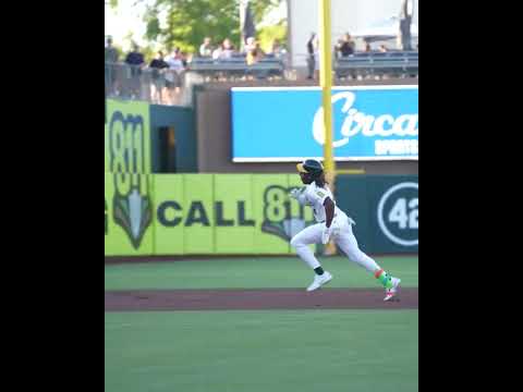 Lawrence Butler hits the first Athletics leadoff inside-the-park home run since 1943!