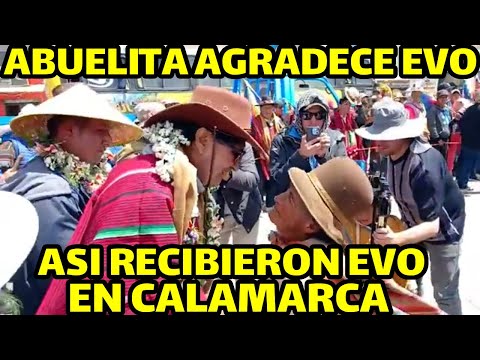 EVO MORALES FUE RECIBIDO POR UNA MULTITUD EN CALAMARCA DONDE LE PIDEN QUE REGRESE GOBERNAR..