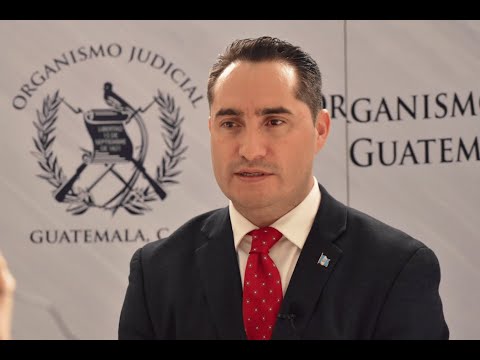 Mario Siekavizza será el nuevo presidente del Colegio de Abogados y Notarios - Guatemala