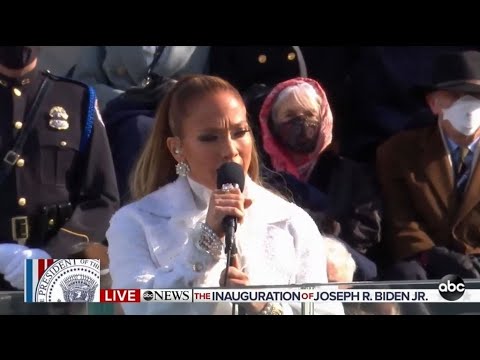 PHOTOS. Ce mercredi 20 janvier, Jennifer Lopez a chanté pour la cérémonie d'investiture de Joe Biden