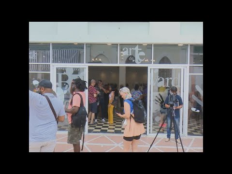 Inaugurada en Cienfuegos exposición de artistas de Cuba y Estados Unidos