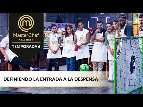 La suerte en el futbol define la entrada a la despensa en el reto creativo | MasterChef Celebrity