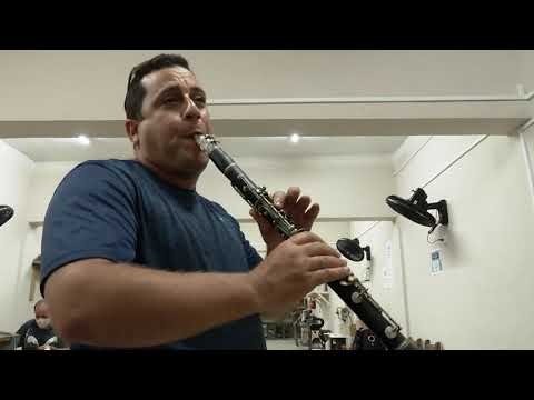 Yuniesky González de Cuba: la música y la artesanía van de la mano