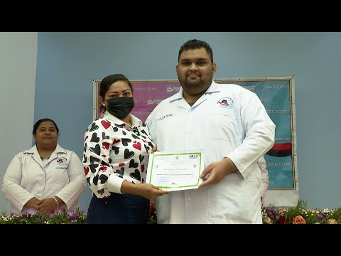 Nicaragua cuenta con 600 nuevos promotores de medicina natural y terapias complementarias