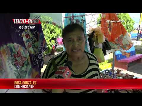 Realizan feria del jeans en el Puerto Salvador Allende - Nicaragua