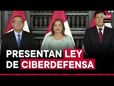 Presidenta Dina Boluarte participa en la ceremonia de presentación de la Ley de Ciberdefensa