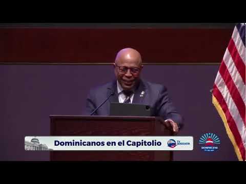 Alfredo Pacheco expone en el sexto Encuentro Anual de Dominicanos en el Capitolio