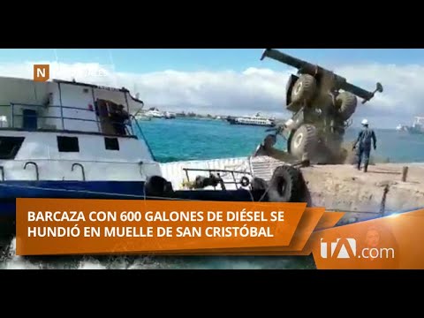 Barcaza con 600 galones de diésel se hundió en muelle de San Cristóbal -Teleamazonas