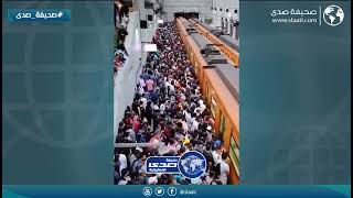 ازدحام الناس في باصات الهند