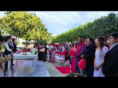 Con la formalización de su unión, 24 parejas de Rioverde conmemoraron San Valentín