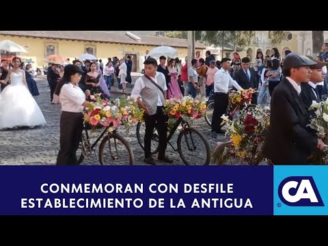 Realizan desfile por 481 aniversario de establecimiento de la Antigua Guatemala