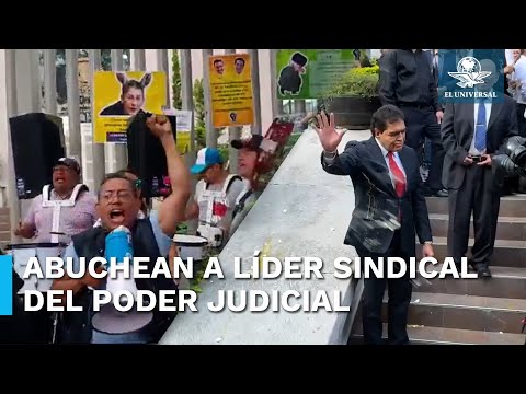 Trabajadores lanzan huevos al líder sindical del Poder Judicial