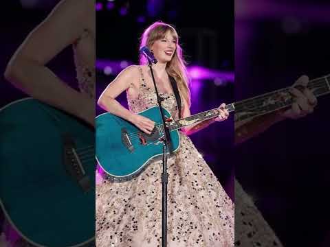 Taylor Swift se vuelve viral por limpiase moc0s de la nariz con la mano, en pleno concierto