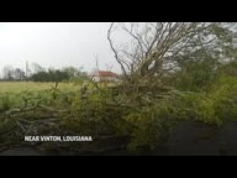 Louisiana residents clean up following Laura