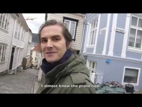 Kakkmaddafakka presents: Emin!