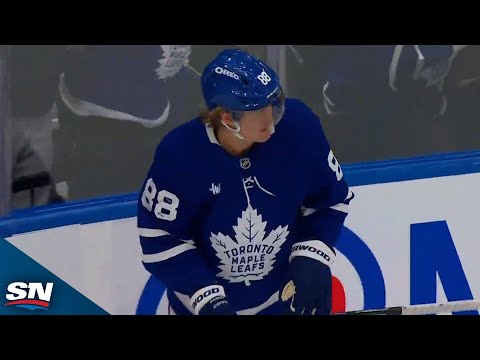 Maple Leafs William Nylander Tips And Bats Puck Mid-Air For Ridiculous Goal