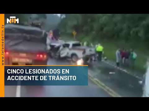 5 lesionados en accidente de tránsito - Telemedellín