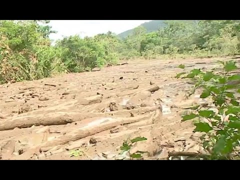 CNE valora situación del río Aguas Zarcas por enorme deslizamiento