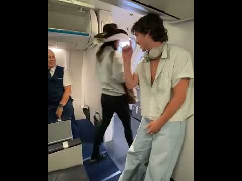 Imagine Benson Boone on your flight and thanking you for flying 😂 #bensonboone